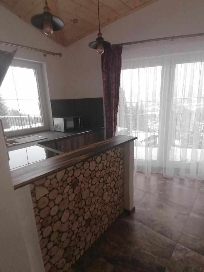 Hanni Deisenberger Apartment *
